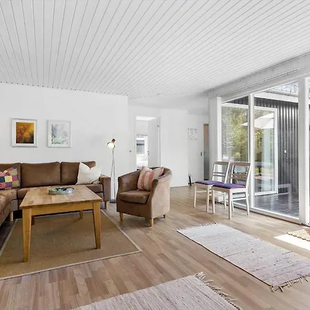 3643-nexo-nalevejen-2 * Neksø
